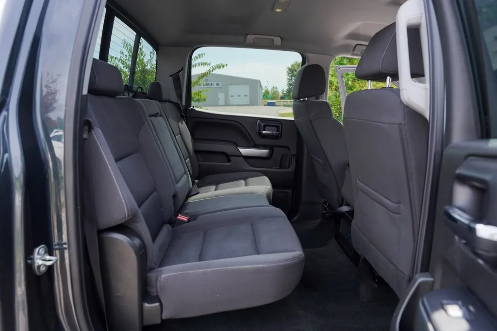 2018 Chevrolet Silverado 1500 LT photo 10