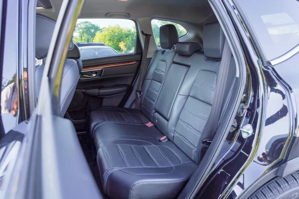 2017 Honda CR-V Touring photo 7
