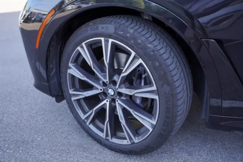 More photos of 2020 BMW X7 xDrive40i at Foreign Auto Connect, IN