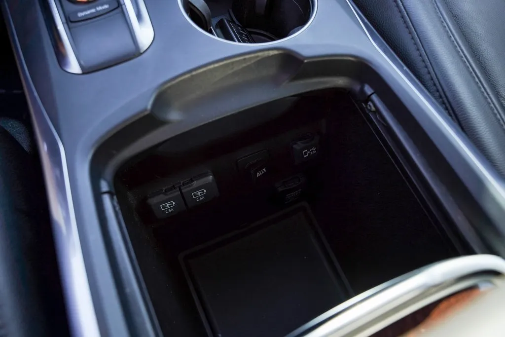 2018 Acura MDX SH-AWD photo 31