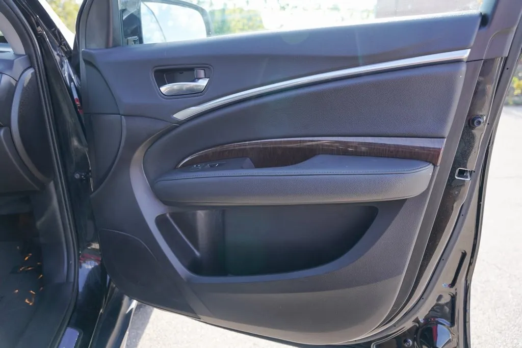 2018 Acura MDX SH-AWD photo 34