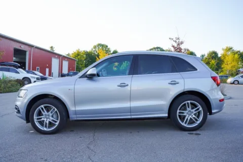 More photos of 2015 Audi Q5 3.0T Premium Plus at Foreign Auto Connect, IN