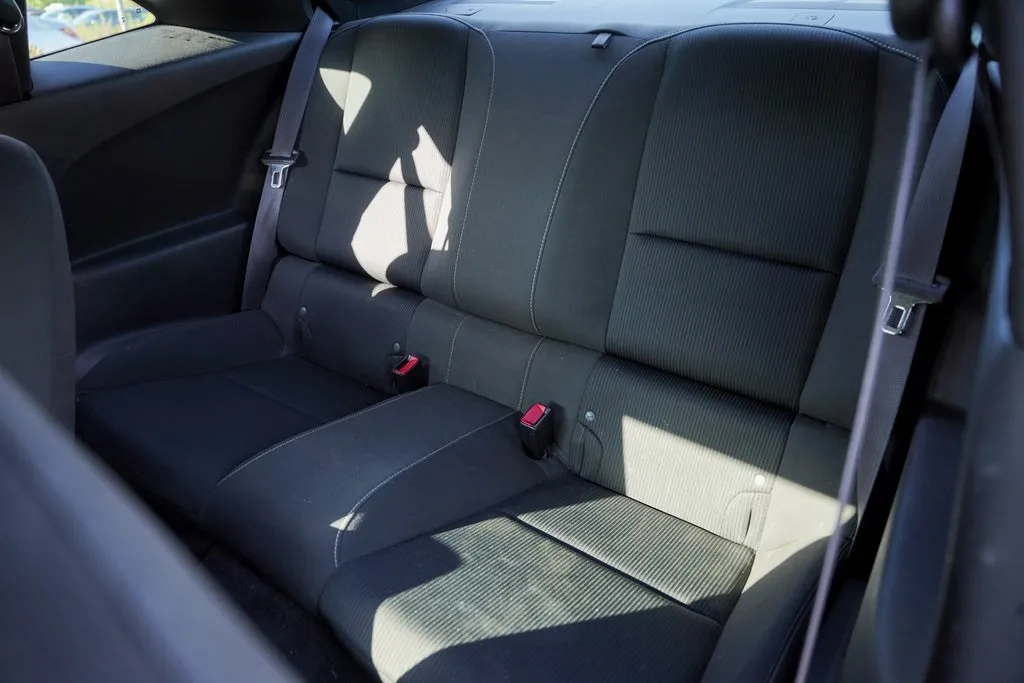 2015 Chevrolet Camaro 1LT photo 15