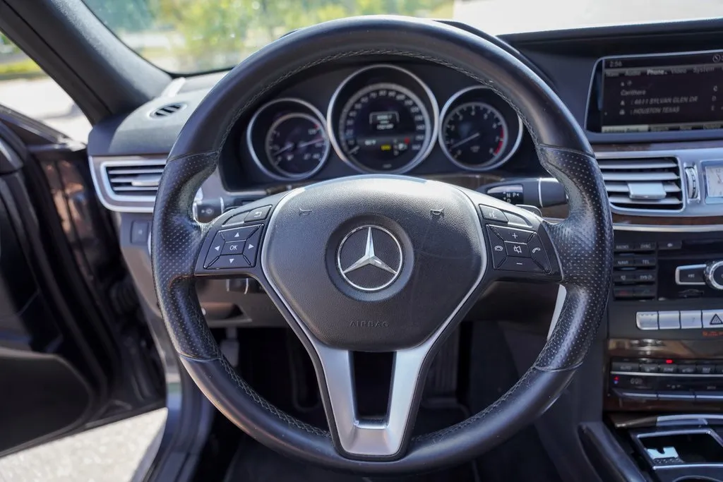 2014 Mercedes Benz E 350 photo 4