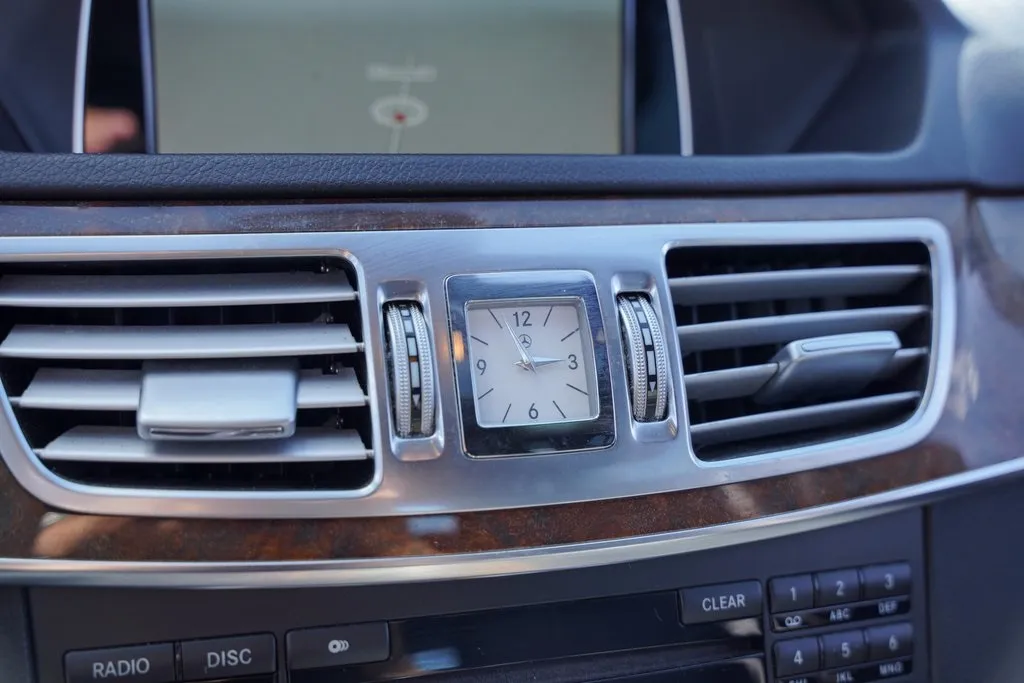 2014 Mercedes Benz E 350 photo 13