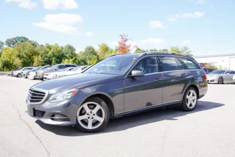 Photos of 2014 Mercedes-Benz E-Class E 350 for sale in Bloomington, IN at Foreign Auto Connect