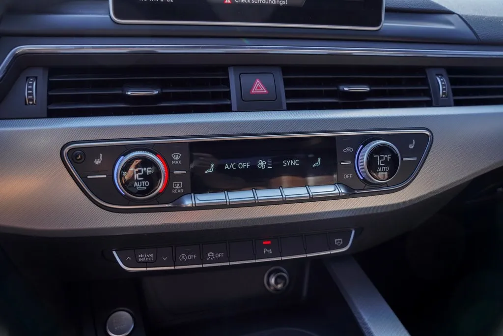 2017 Audi A4 2.0T Premium Plus photo 6
