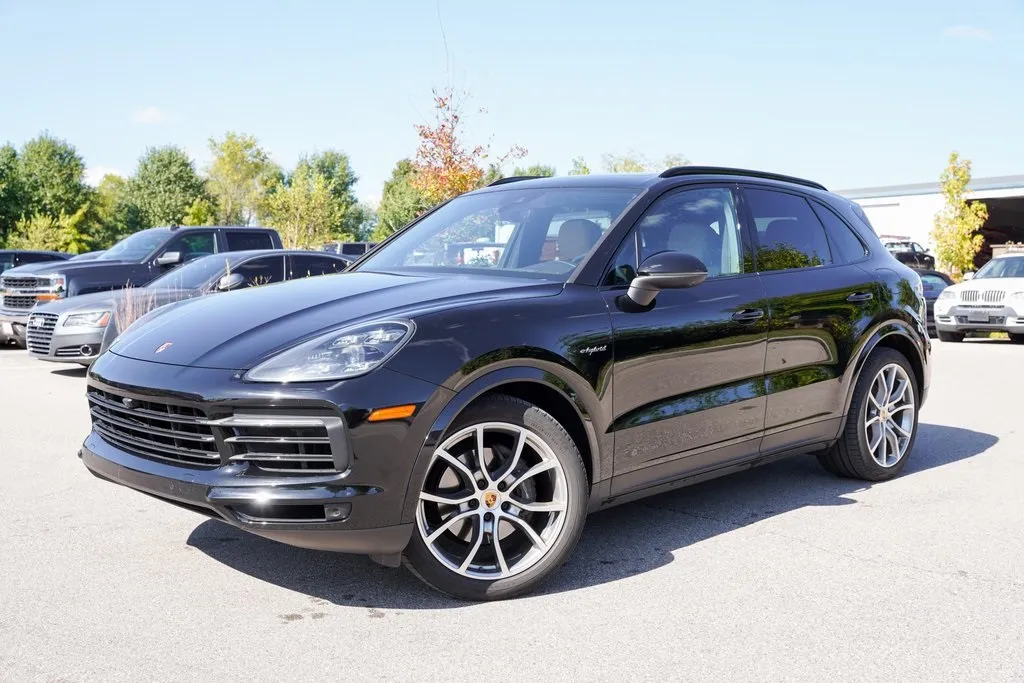 2021 Porsche Cayenne E-Hybrid Base photo 12