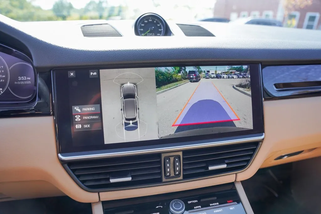 2021 Porsche Cayenne E-Hybrid Base photo 33