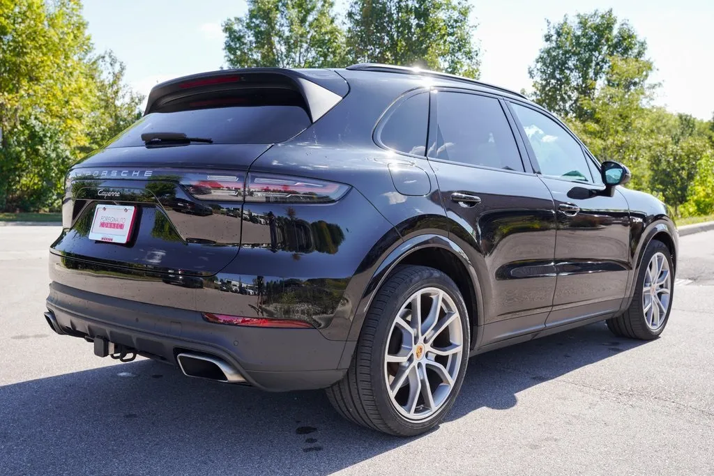 2021 Porsche Cayenne E-Hybrid Base photo 14