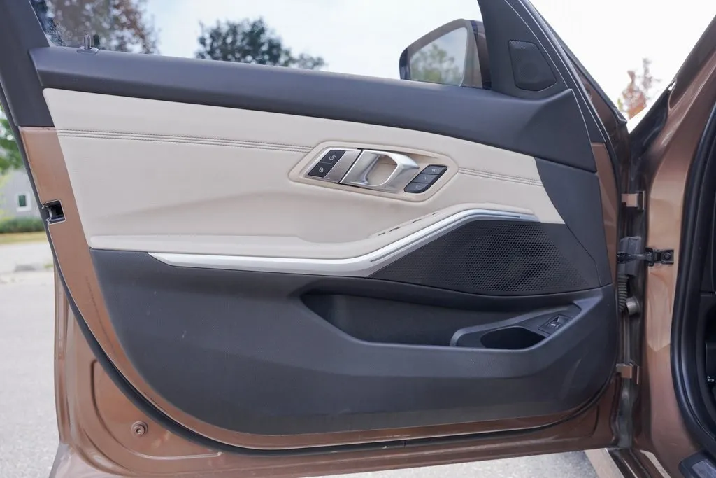 2020 Bmw 330i xDrive Sedan photo 15