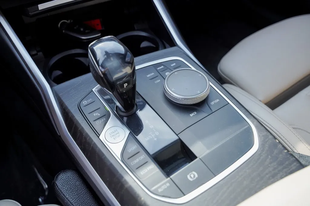 2020 Bmw 330i xDrive Sedan photo 9