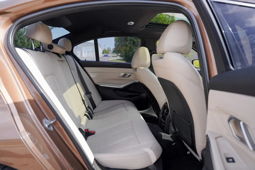 2020 Bmw 330i xDrive Sedan photo 29