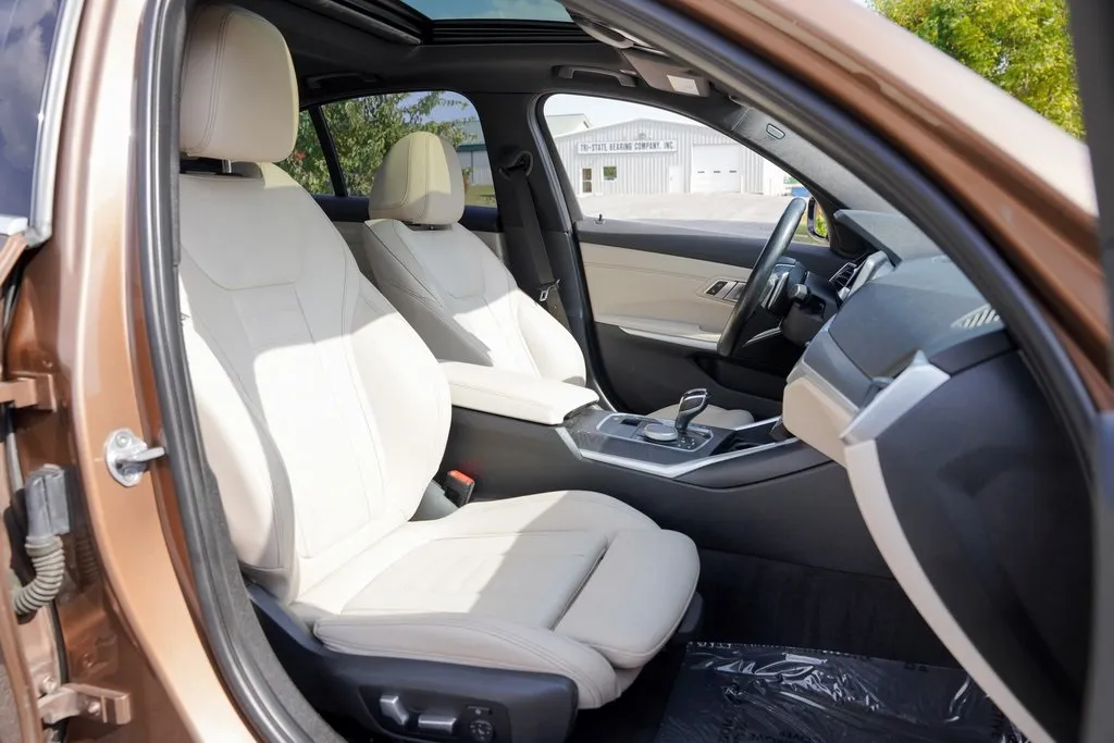 2020 Bmw 330i xDrive Sedan photo 30