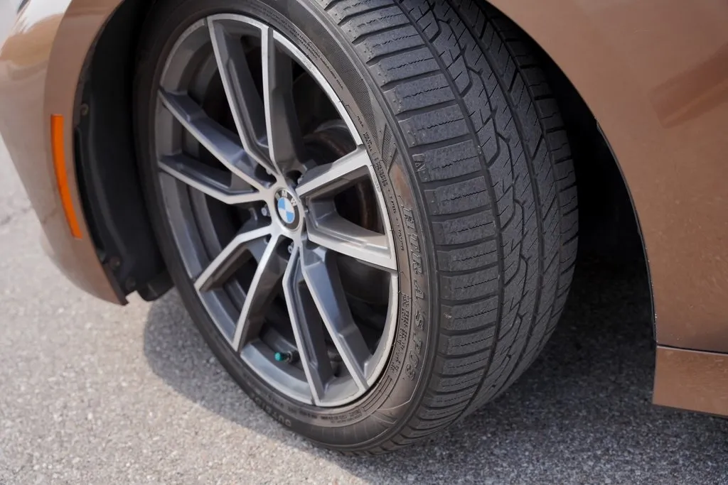 2020 Bmw 330i xDrive Sedan photo 2