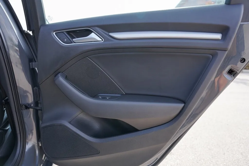 2019 Audi A3 2.0T Premium photo 6