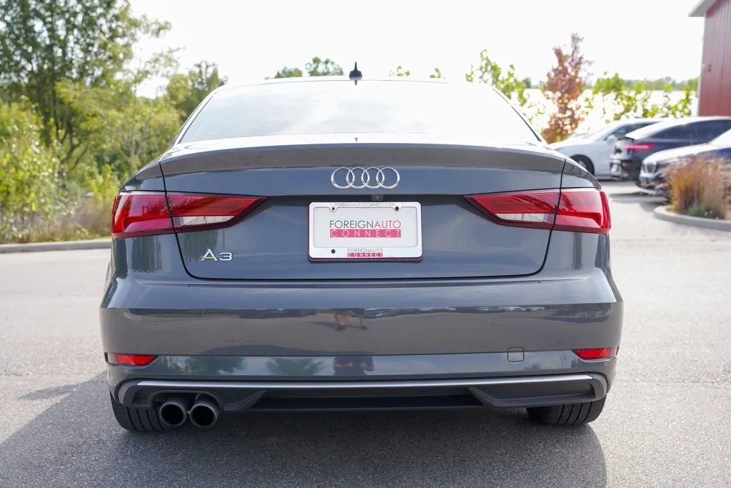 2019 Audi A3 2.0T Premium photo 2