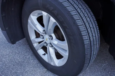 More photos of 2013 Chevrolet Equinox LTZ at Foreign Auto Connect, IN