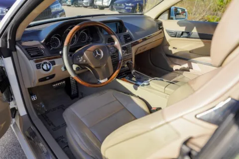 More photos of 2011 Mercedes-Benz E-Class E 350 at Foreign Auto Connect, IN