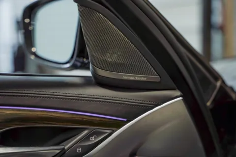 More photos of 2020 BMW 5 Series M550i xDrive at Foreign Auto Connect, IN