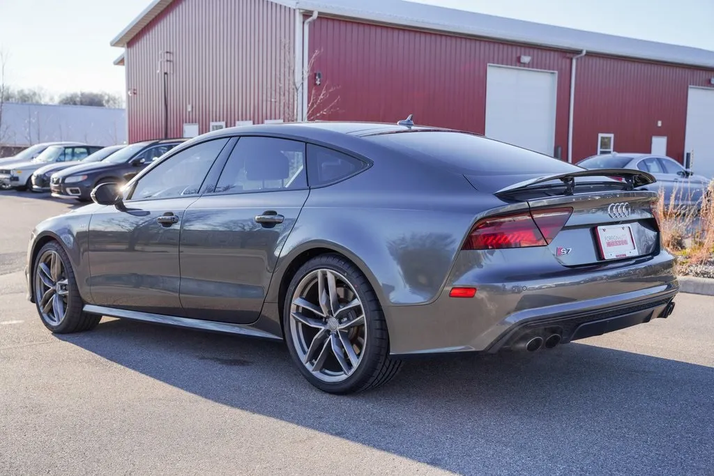 2017 Audi S7 Prestige photo 2