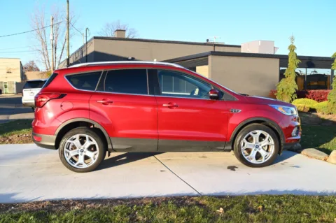 More photos of 2019 Ford Escape Titanium at City of Cars, MI