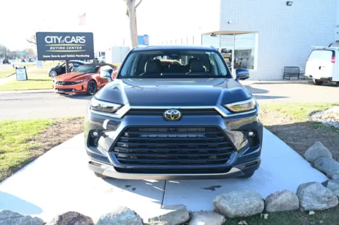 Photos of 2025 Toyota Grand Highlander Hybrid Limited for sale in Troy, MI at City of Cars