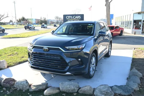 Gray 2025 Toyota Grand Highlander Hybrid Limited for sale in Troy, MI