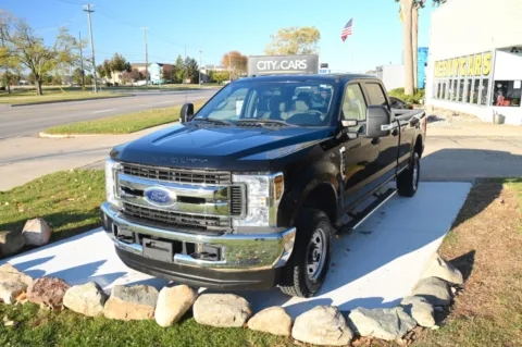 Black 2019 Ford F-350 XLT for sale in Troy, MI