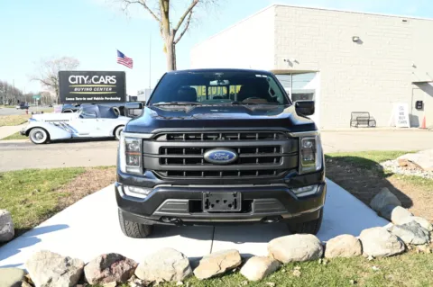 Photos of 2021 Ford F-150 LARIAT for sale in Troy, MI at City of Cars