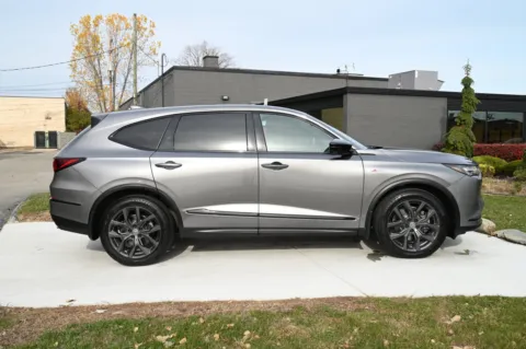 More photos of 2023 Acura MDX A-SPEC at City of Cars, MI