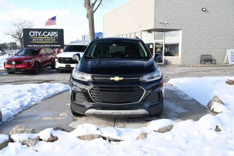 Photos of 2017 Chevrolet Trax LT for sale in Troy, MI at City of Cars