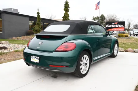 More photos of 2017 Volkswagen Beetle at City of Cars, MI