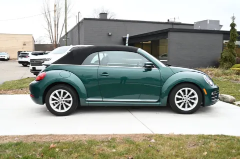 More photos of 2017 Volkswagen Beetle at City of Cars, MI