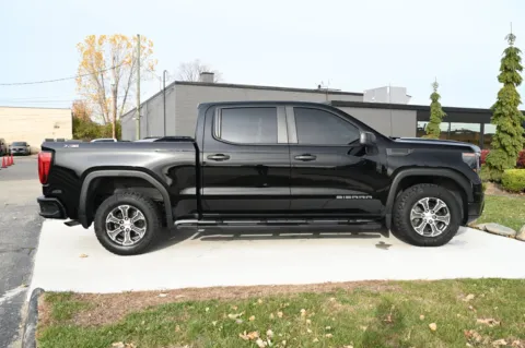 More photos of 2023 GMC Sierra 1500 4WD Crew Cab Short Box Pro at City of Cars, MI