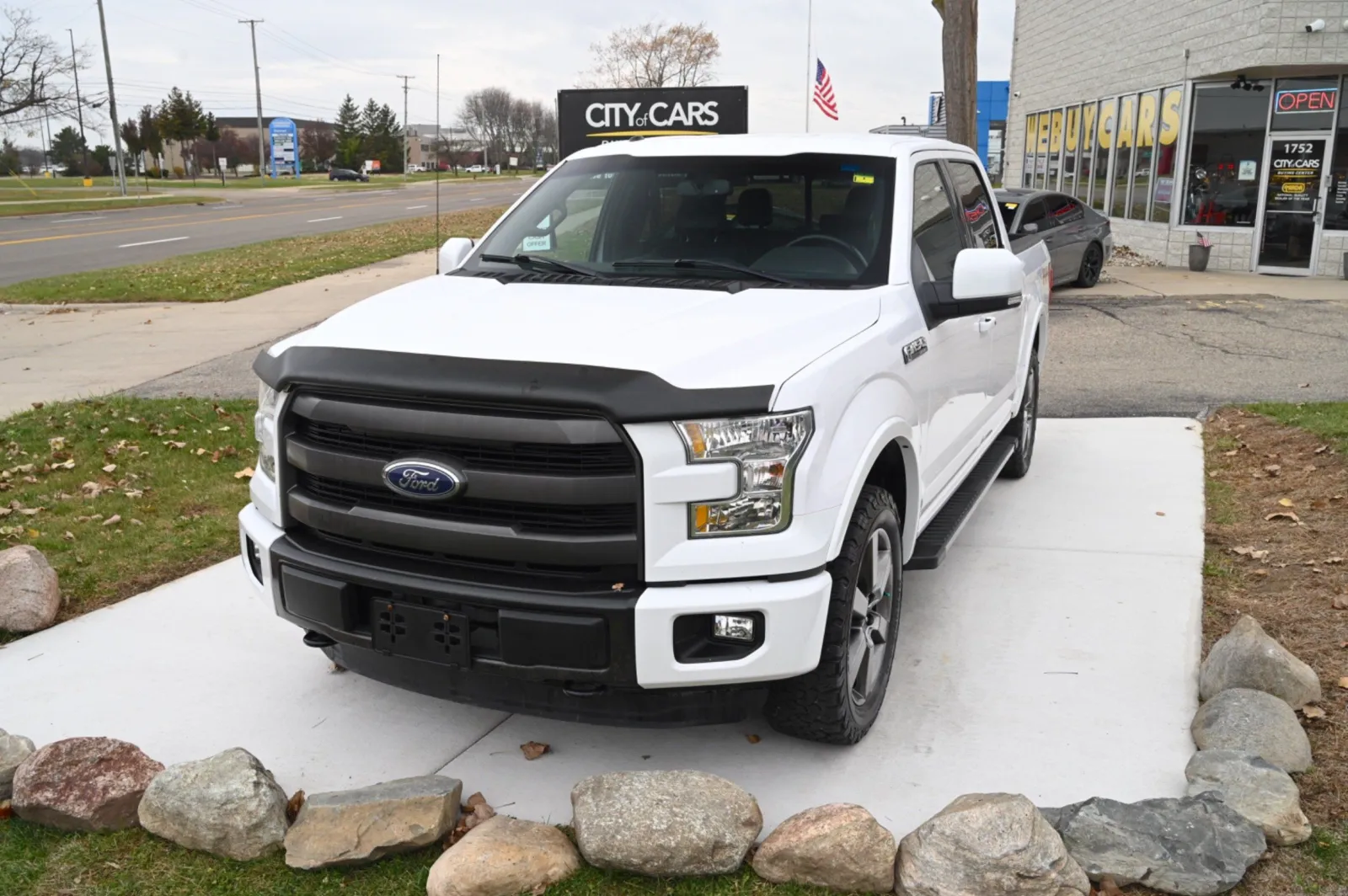 White 2015 Ford F-150 LARIAT for sale in Troy, MI