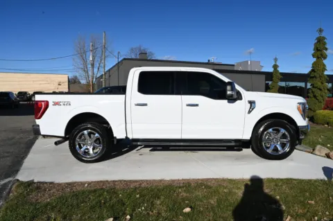 More photos of 2021 Ford F-150 XLT at City of Cars, MI