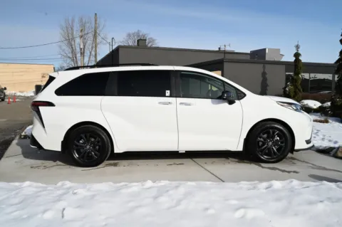 More photos of 2025 Toyota Sienna XSE 7-Passenger at City of Cars, MI