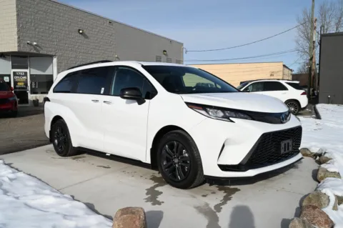 Another view of 2025 Toyota Sienna XSE 7-Passenger for sale in Troy, MI at City of Cars