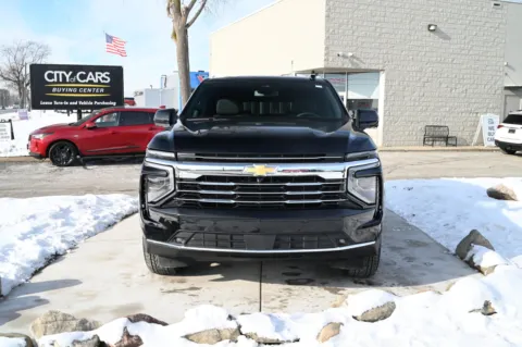 Photos of 2025 Chevrolet Suburban 4WD LT for sale in Troy, MI at City of Cars