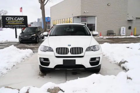 Photos of 2013 BMW X6 xDrive50i for sale in Troy, MI at City of Cars