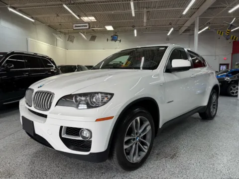 White 2013 BMW X6 xDrive50i for sale in Troy, MI