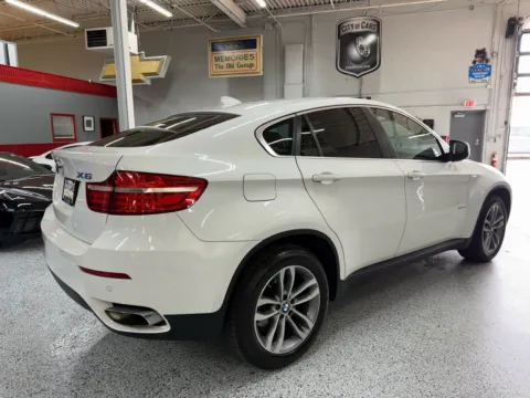 More photos of 2013 BMW X6 xDrive50i at City of Cars, MI