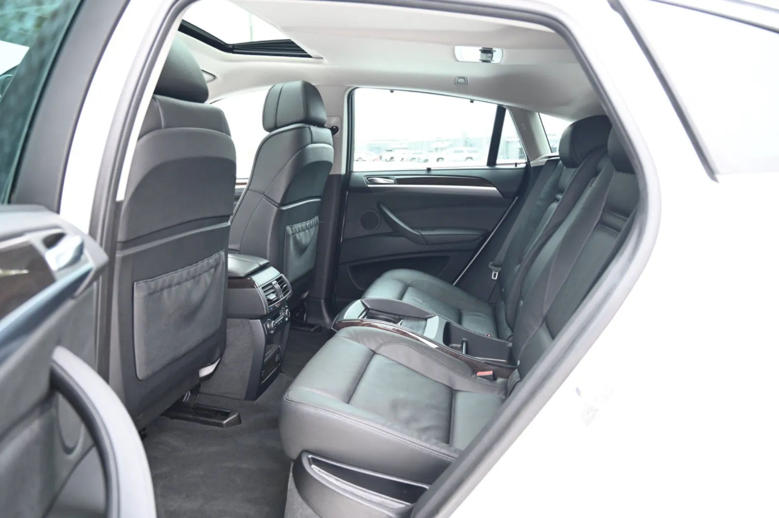 2013 BMW X6 xDrive50i - Photo 39