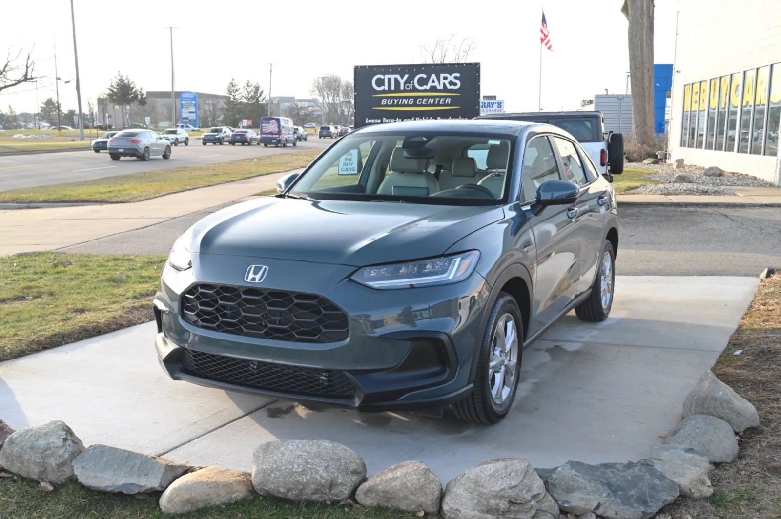 2025 Honda HR-V LX's photo