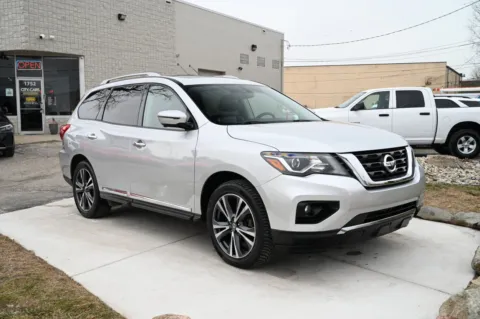 Another view of 2020 Nissan Pathfinder Platinum 4WD for sale in Troy, MI at City of Cars