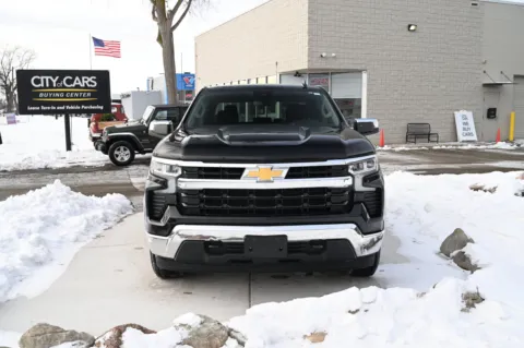 Photos of 2023 Chevrolet Silverado 1500 4WD Crew Cab Standard Bed LT for sale in Troy, MI at City of Cars