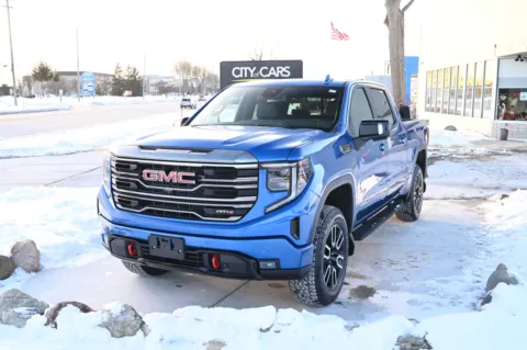 Blue 2022 GMC Sierra 1500 AT4 for sale in Troy, MI