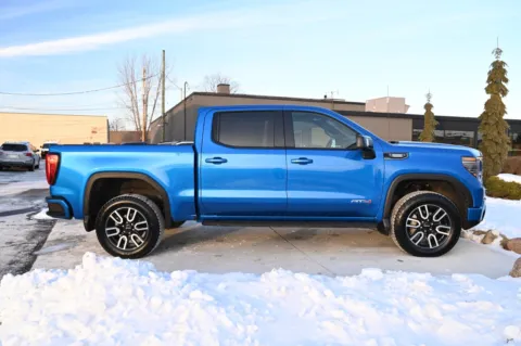 More photos of 2022 GMC Sierra 1500 AT4 at City of Cars, MI