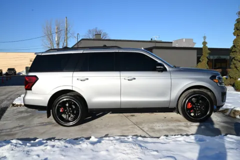 More photos of 2024 Ford Expedition Limited at City of Cars, MI
